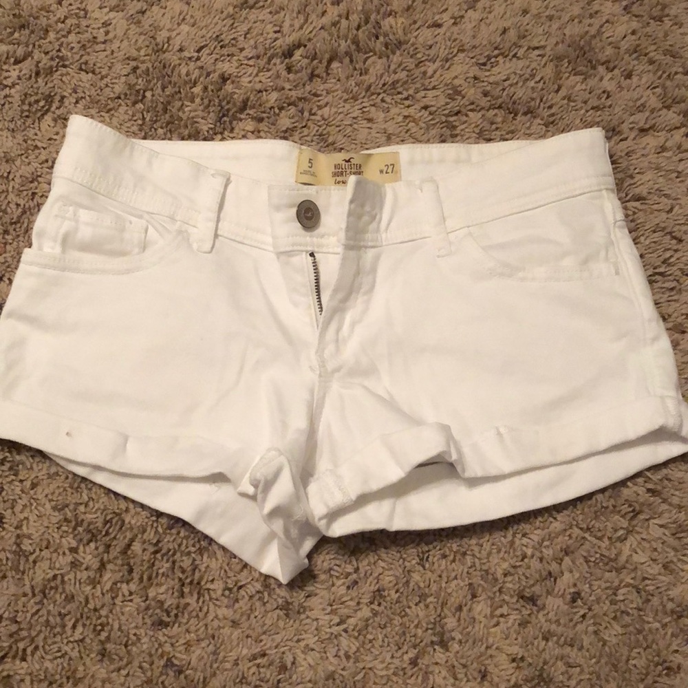 Hollister low-rise white shirt-shorts